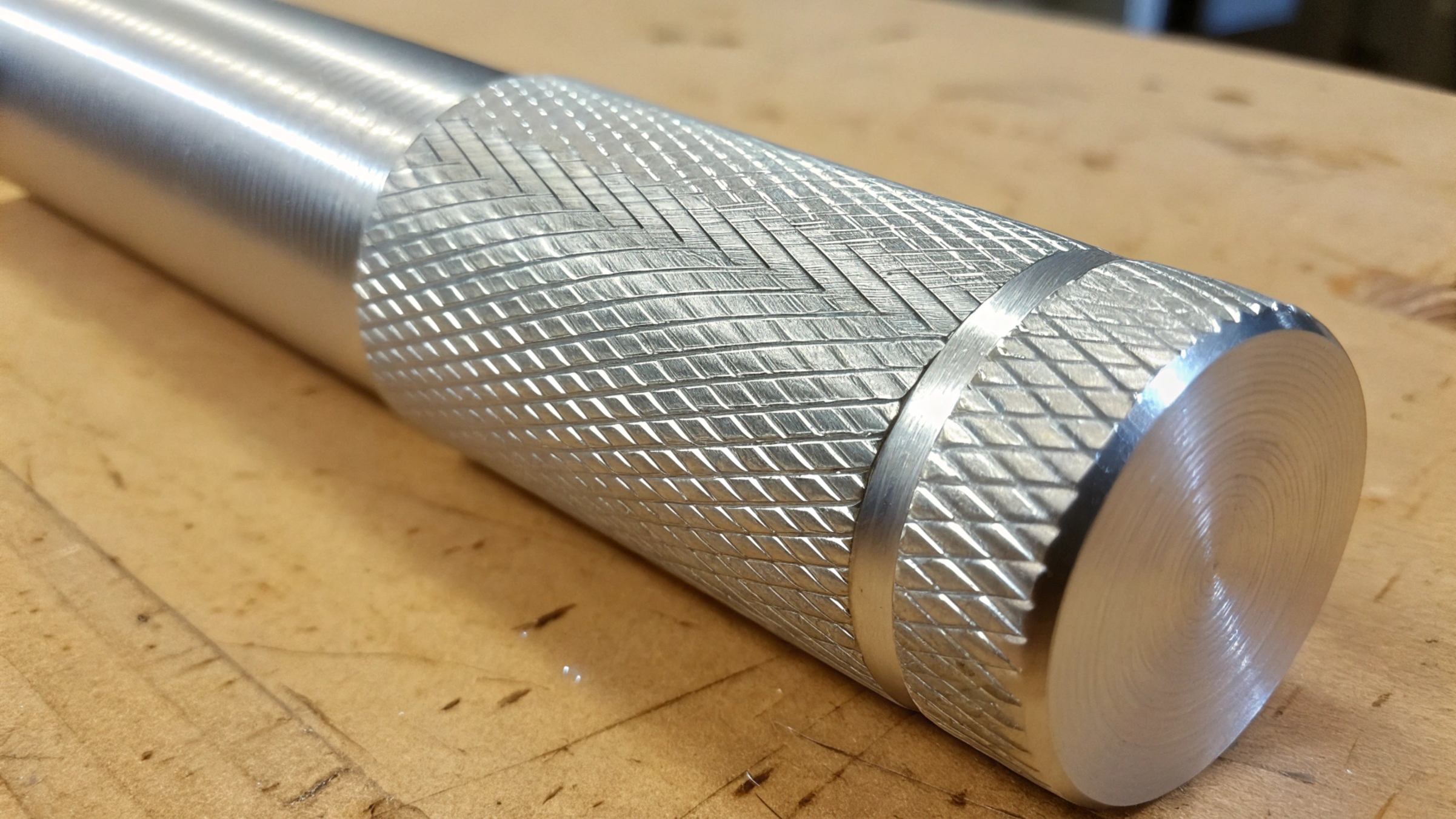 aluminum-straight-knurling