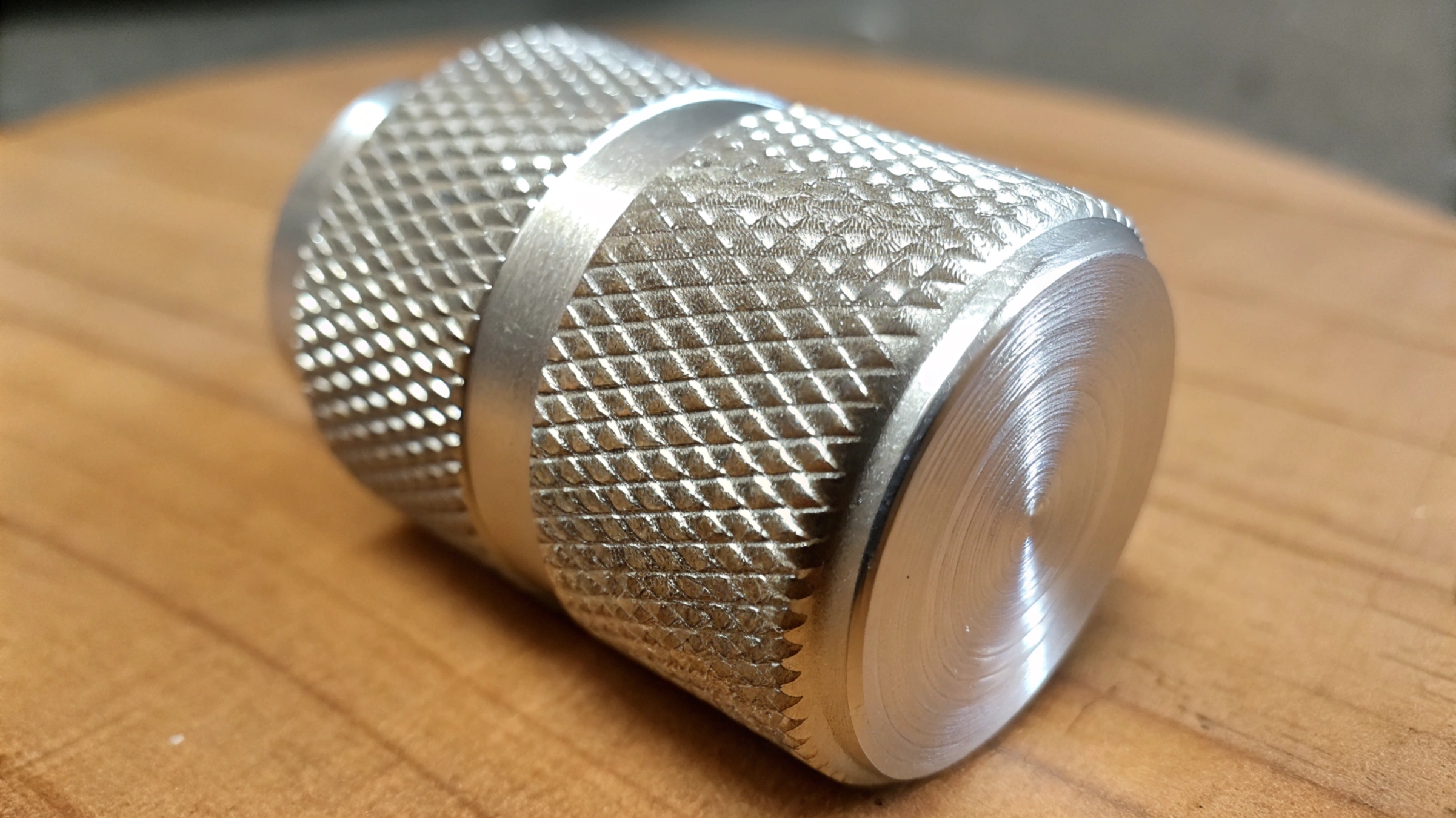aluminum-straight-knurling